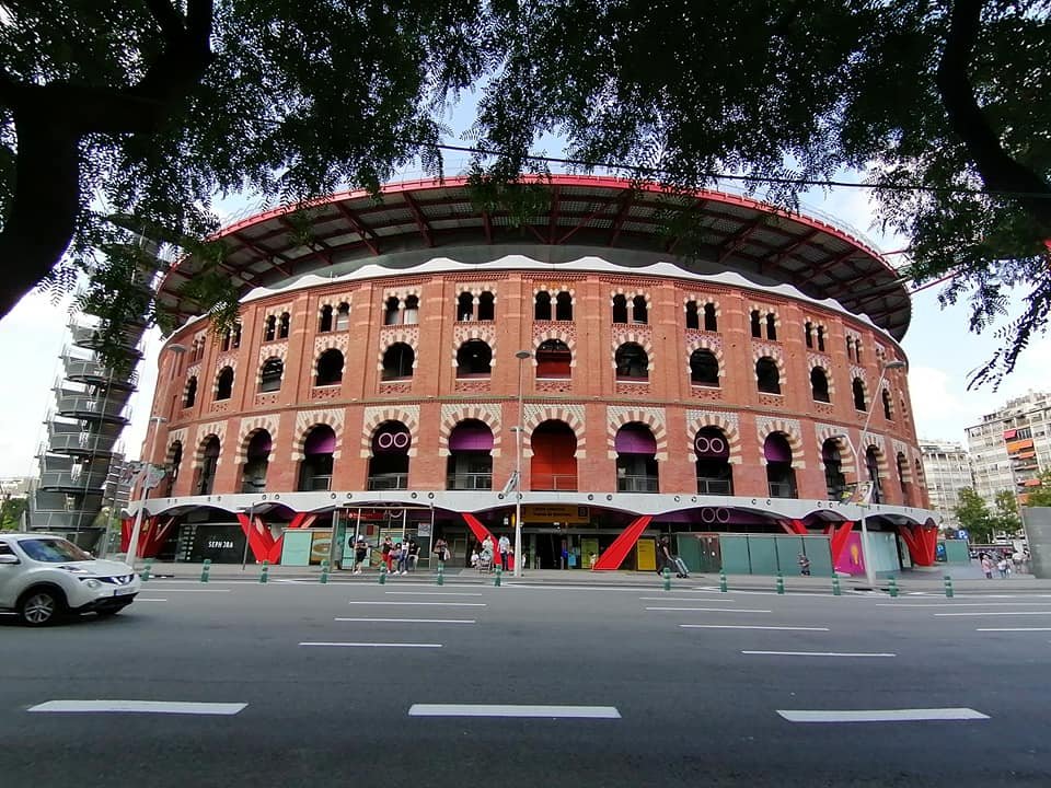 Барселона за один день - Арена