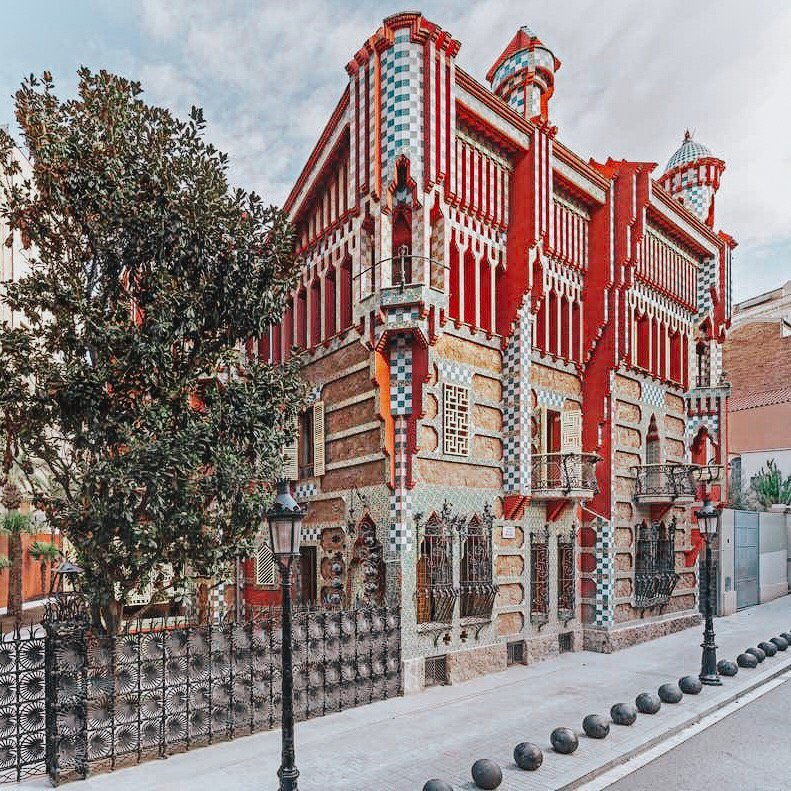 Экскурсия по творческому наследию Антонио Гауди - дом Висенс. Если хотите это увидеть – приходите на экскурсию.