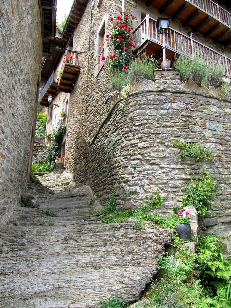 Средневековые городки Рупит и Бесалу - Рупит