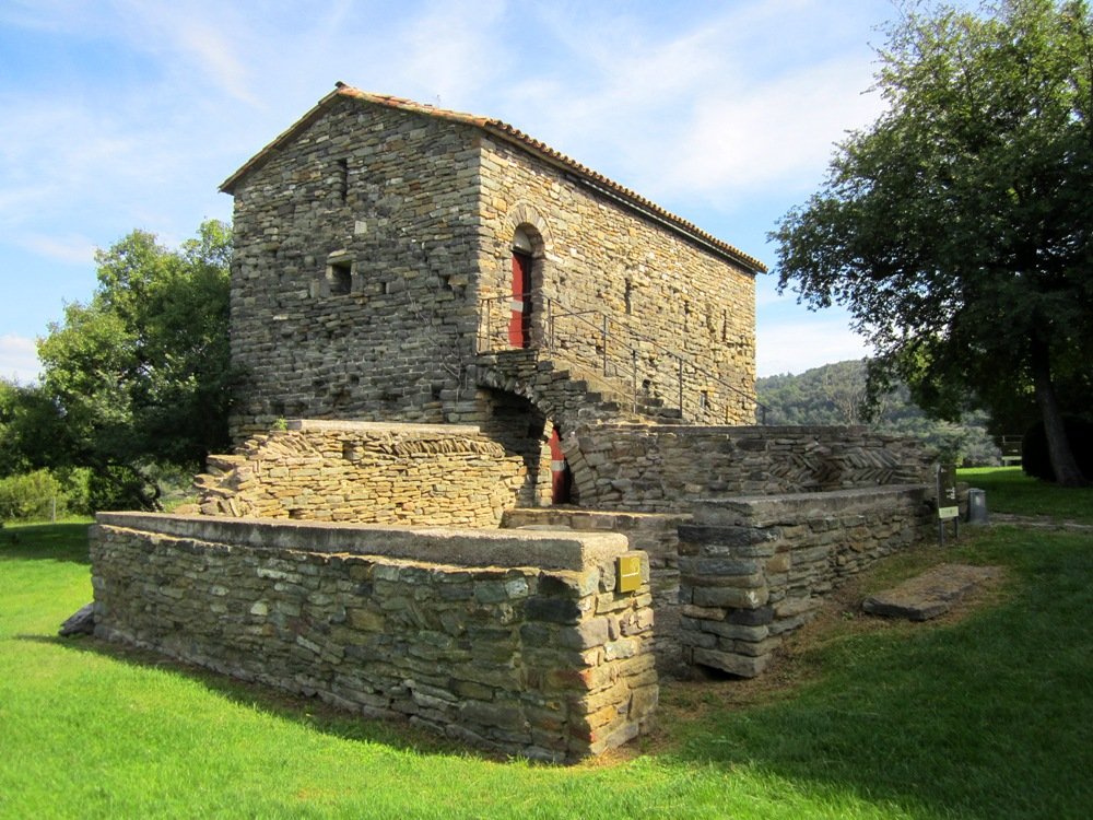 Монастыри Сан Мигель дель Фай и Сан Пэдро дэ Касерес