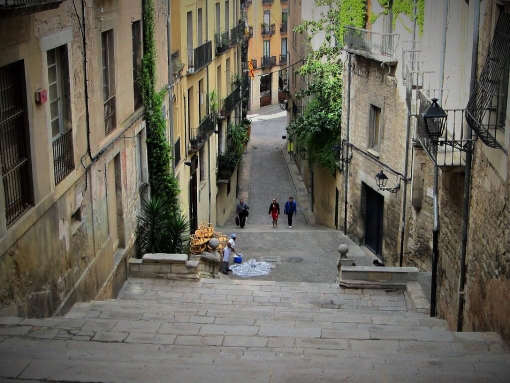 Жирона - лестницы