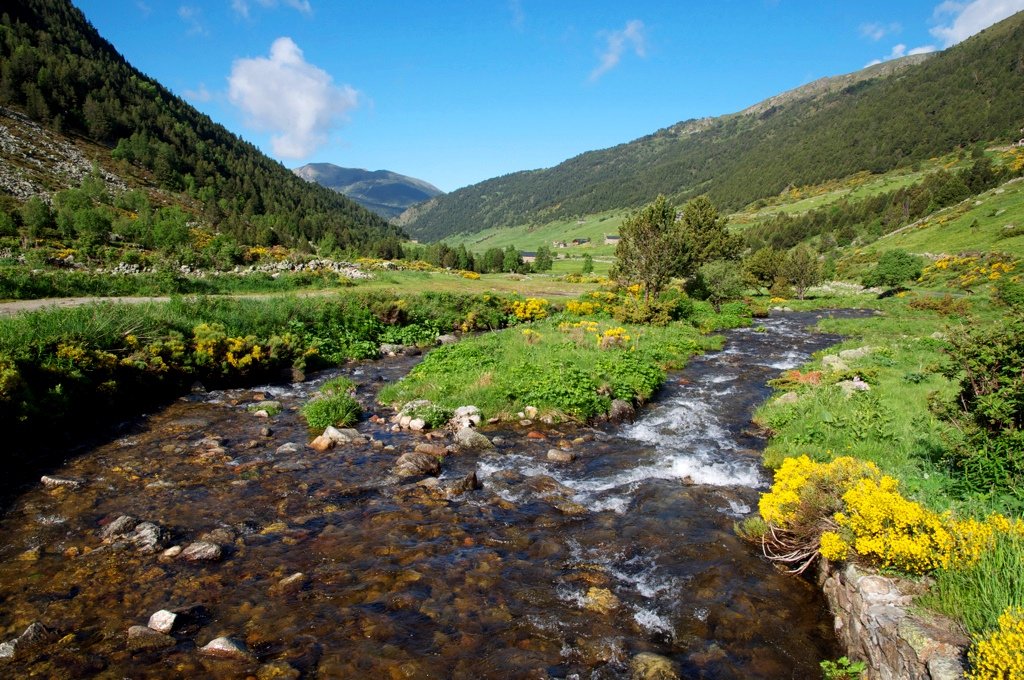Наши экскурсии - Андорра. Чем компактнее страна, тем ярче впечатления!