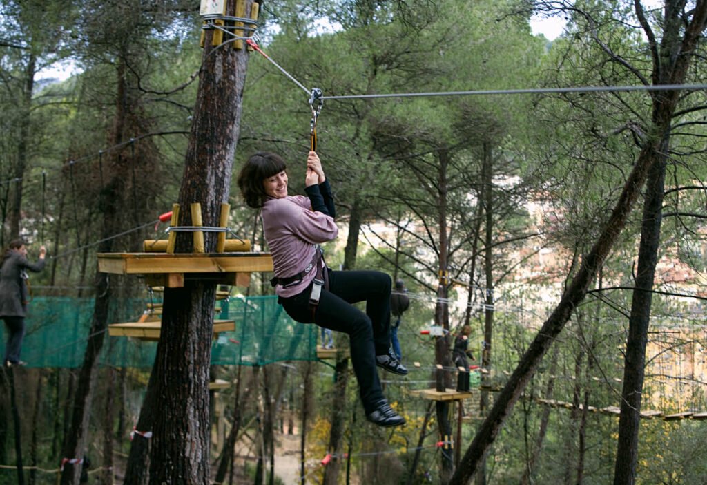 парк «Каталония в миниатюре» и Заколдованный лес